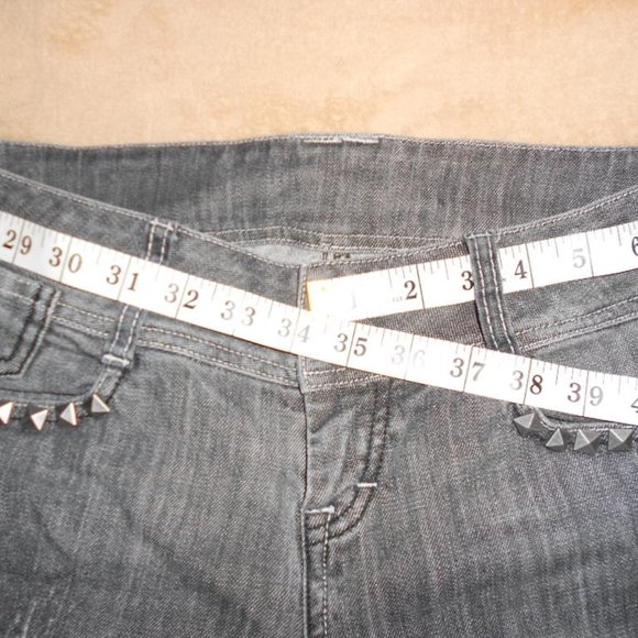 Distressed Gray Jeans! - Picture 10 of 12